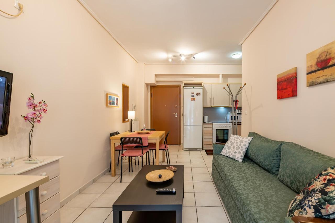 Appartamento Flat In Excellent Location With Private Parking Atene Esterno foto