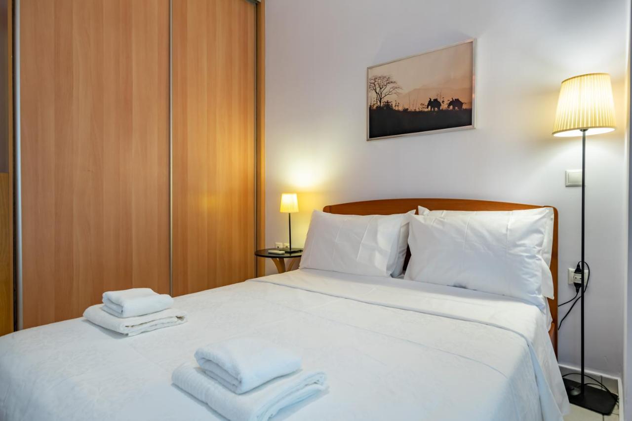 Appartamento Flat In Excellent Location With Private Parking Atene Esterno foto